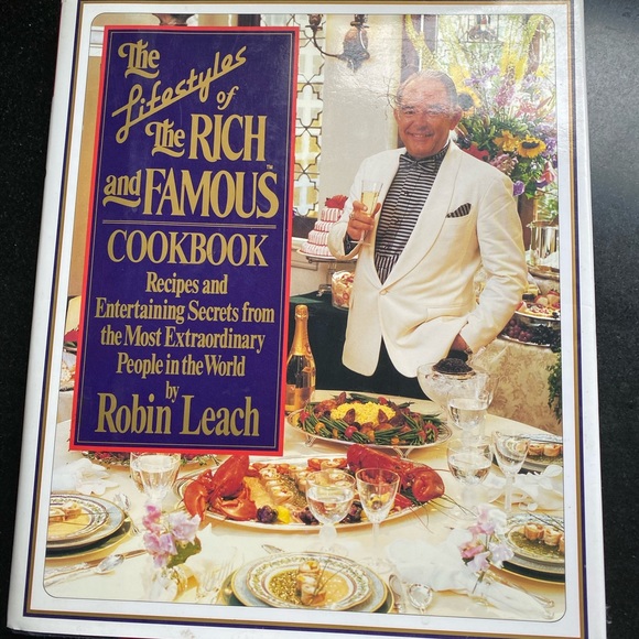 VINTAGE-Lifestyles of The Rich and Famous Cookbook - Picture 7 of 9